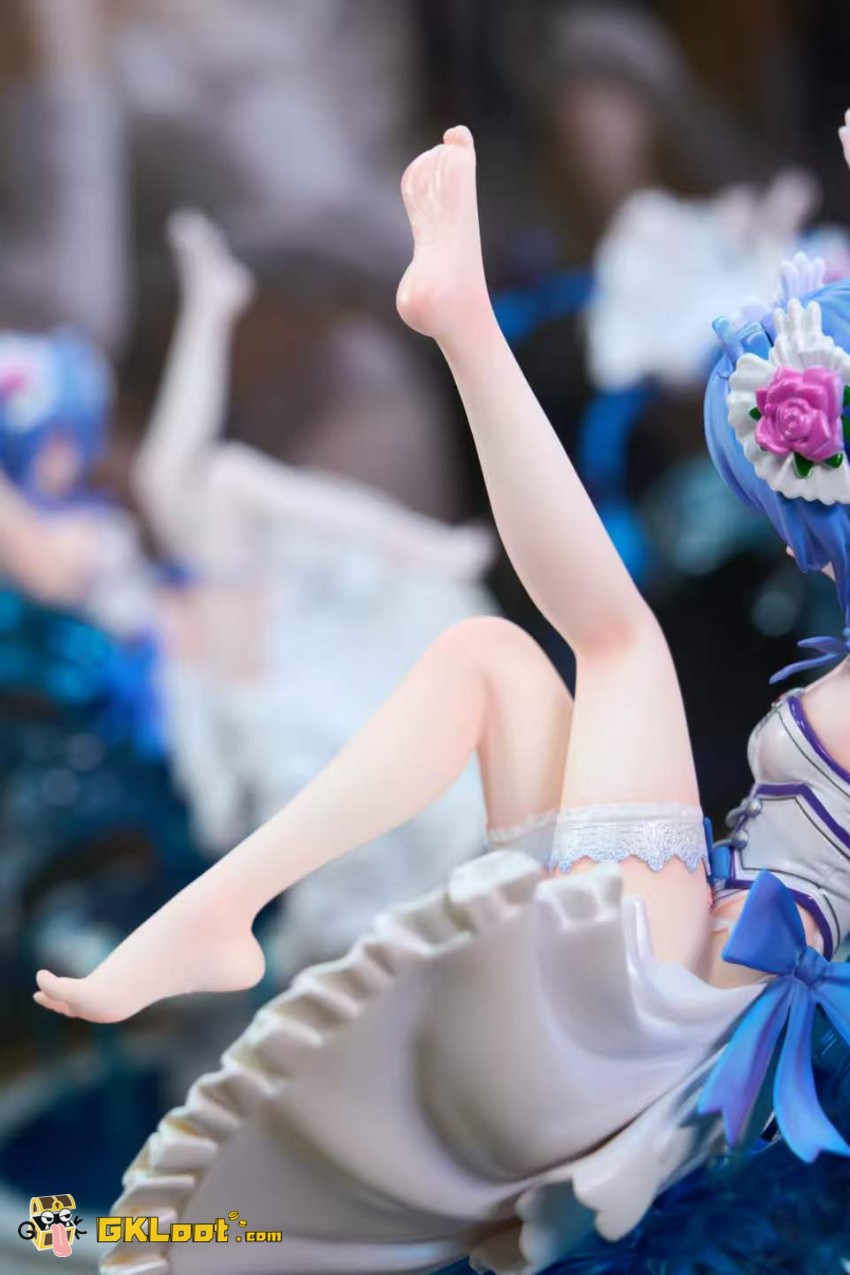 Lolikoo Studio 1/6 Mushoku Tensei: Jobless Reincarnation Sylphiette Roxy Migurdia Statue - View 3 Lolikoo Studio 1/6 Mushoku Tensei: Jobless Reincarnation Sylphiette Roxy Migurdia Statue - View 3