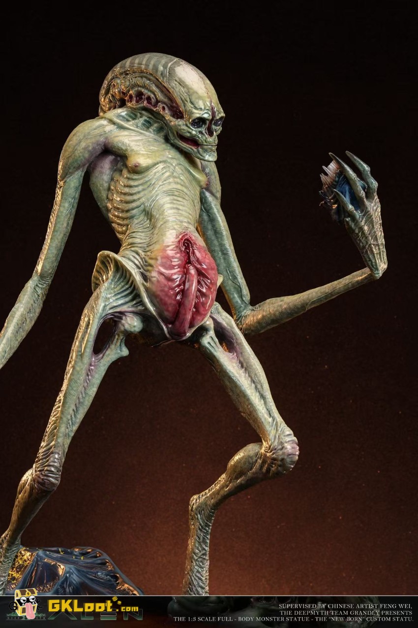 DEEPMYTH Studio 1/3 Alien Newborn Statue w/ LED - View 10 DEEPMYTH Studio 1/3 Alien Newborn Statue w/ LED - View 10