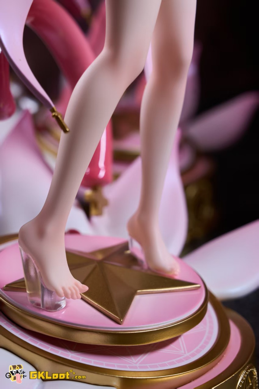 Lolikoo Studio 1/6 Fate/Kaleid Liner Prisma Illya Statue - View 4 Lolikoo Studio 1/6 Fate/Kaleid Liner Prisma Illya Statue - View 4