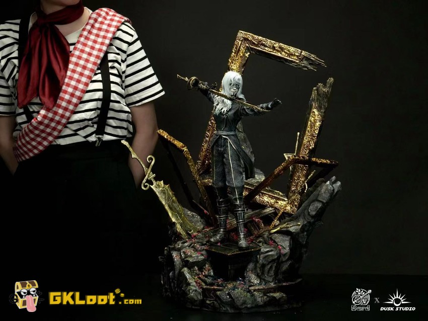Bard & Dusk Studio Clair Obscur: Expedition 33 Alicia Statue - View 1 Bard & Dusk Studio Clair Obscur: Expedition 33 Alicia Statue - View 1