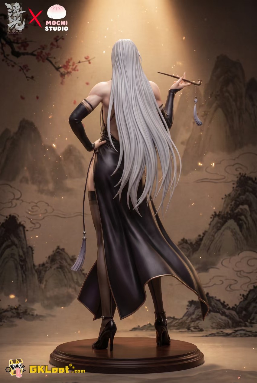 MOCHI Studio Final Fantasy VII Sephiroth Statue - View 3 MOCHI Studio Final Fantasy VII Sephiroth Statue - View 3