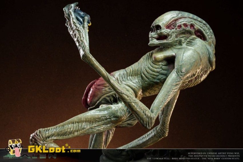 DEEPMYTH Studio 1/3 Alien Newborn Statue w/ LED - View 6 DEEPMYTH Studio 1/3 Alien Newborn Statue w/ LED - View 6