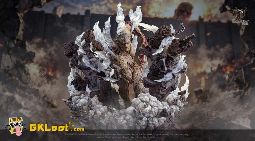 Model Power Studio Attack on Titan Armored Titan Statue w/ LED - View 5 Model Power Studio Attack on Titan Armored Titan Statue w/ LED - View 5