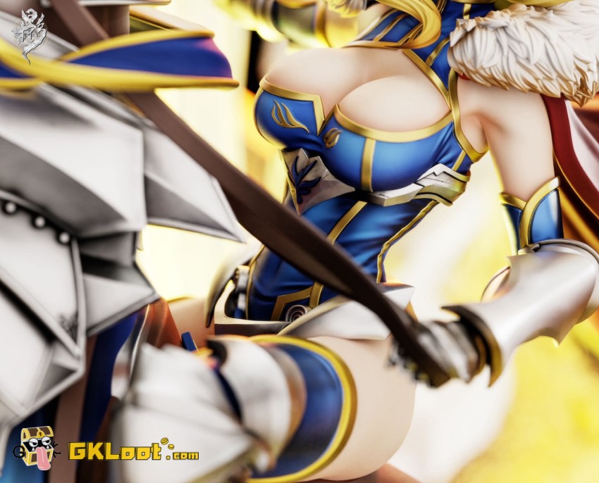 Lue Ying & Demons Studio Fate/Stay Night Saber Artoria Pendragon Statue w/ LED - View 5 Lue Ying & Demons Studio Fate/Stay Night Saber Artoria Pendragon Statue w/ LED - View 5