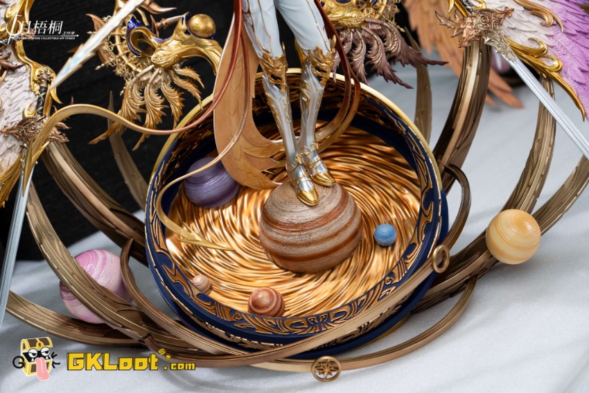 Shi Yue Wu Tong Studio 1/4 Throne of Seal Licensed Long Haochen Statue - View 2 Shi Yue Wu Tong Studio 1/4 Throne of Seal Licensed Long Haochen Statue - View 2