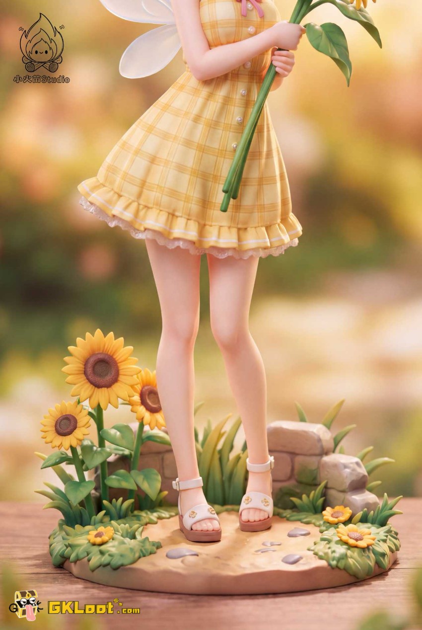 Xiao Huo Miao Studio 1/6 Beyond the Boundary Mirai Kuriyama Statue - View 2 Xiao Huo Miao Studio 1/6 Beyond the Boundary Mirai Kuriyama Statue - View 2