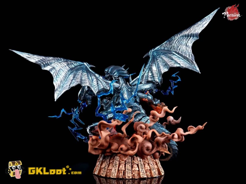 Passion Studio Yu-Gi-Oh! Blue-Eyes Ultimate Dragon Statue - View 4 Passion Studio Yu-Gi-Oh! Blue-Eyes Ultimate Dragon Statue - View 4
