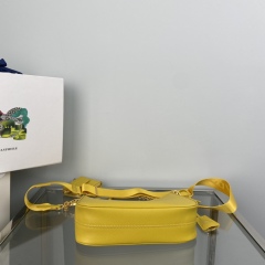 PRADA Re-Edition 2005 Saffiano Handbag