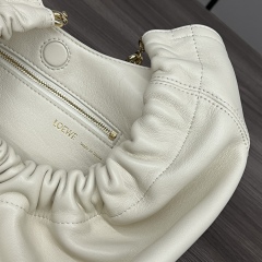 LOEWE Small Squeeze handbag