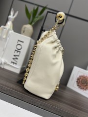 LOEWE Small Squeeze handbag