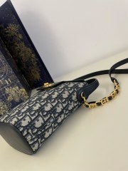 DIOR 30 MONTAIGNE DIOR AMBER Mini Bucket Bag