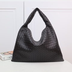 BOTTEGA VENETA Large Hop Shoulder Bag