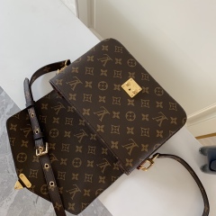 LV POCHETTE MÉTIS Handbag