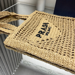 Crochet tote bag