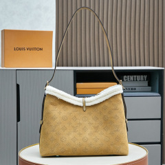 LV CARRYALL Small Handbag