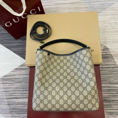 GUCCI GG EMBLEM SMALL SHOULDER BAG