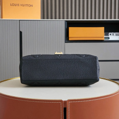 LVMadeleine MM Handbag