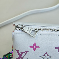 LV Coussin BB Handbag