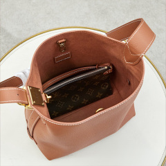 LV Low Key Hobo PM