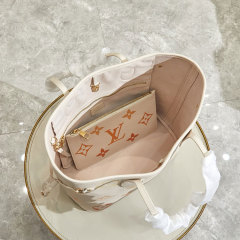 LV Neverfull MM Tote Bag