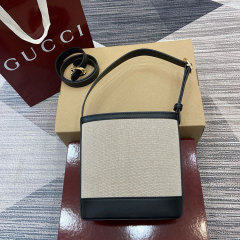 GUCCI 73 MINI BUCKET BAG