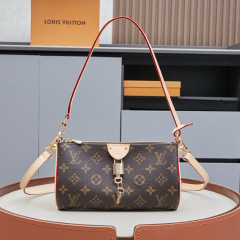 LV Pochette Tirette bag