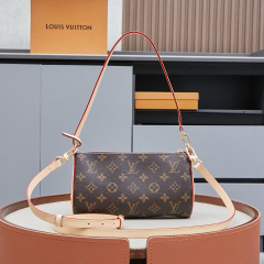 LV Pochette Tirette bag