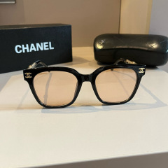 CHANEL Women's Fashion Sunglasses