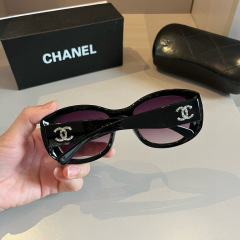 CHANEL Women's Fashion Sunglasses