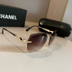 CHANEL Women's Fashion Sunglasses