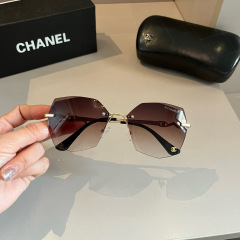 CHANEL Women's Fashion Sunglasses