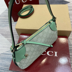 GG EMBLEM SMALL SHOULDER BAG