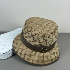 GUCCI BUCKET HAT