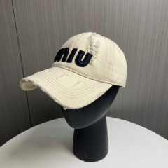 MIUMIU baseball cap