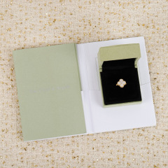 Van Cleef & Arpels Ring