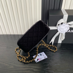 CHANEL 25A Premium Velvet Handbag