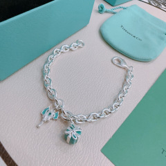 TIFFANY Bracelet
