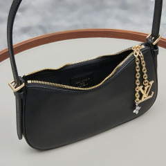 LV Pochette LV Bloom Bag