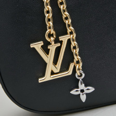 LV Pochette LV Bloom Bag