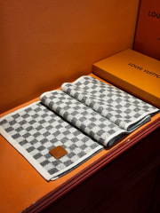 HERMES Cashmere Scarf