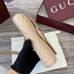 GUCCI GG Marmont wallet on chain