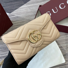 GUCCI GG Marmont wallet on chain