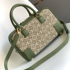 LOEWE Amazona 23 Handbag