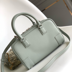 LOEWE Amazona 23 Handbag