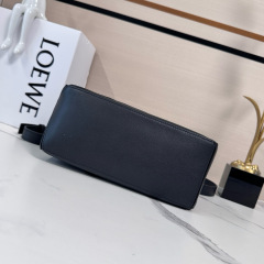 LOEWESmall Puzzle Bag