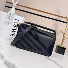 LOEWESmall Puzzle Bag
