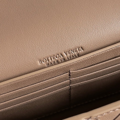 BOTTEGA VENETA Andiamo Clutch Bag