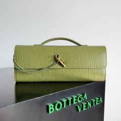 BOTTEGA VENETA Andiamo Clutch Bag