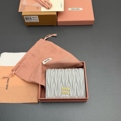 MIU MIU Small matelassé nappa leather wallet
