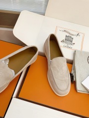 HERMES Low Loafer